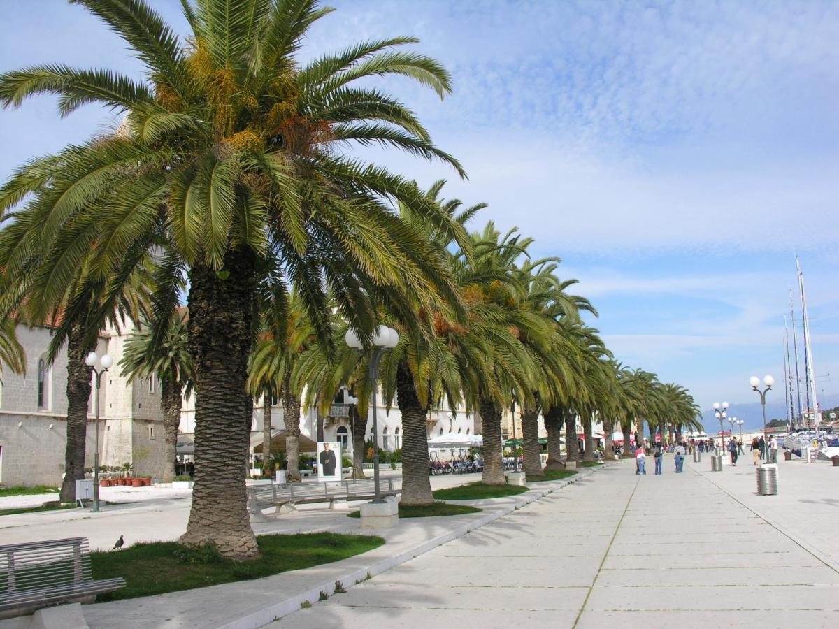 Apartments Jelica Trogir Exterior photo